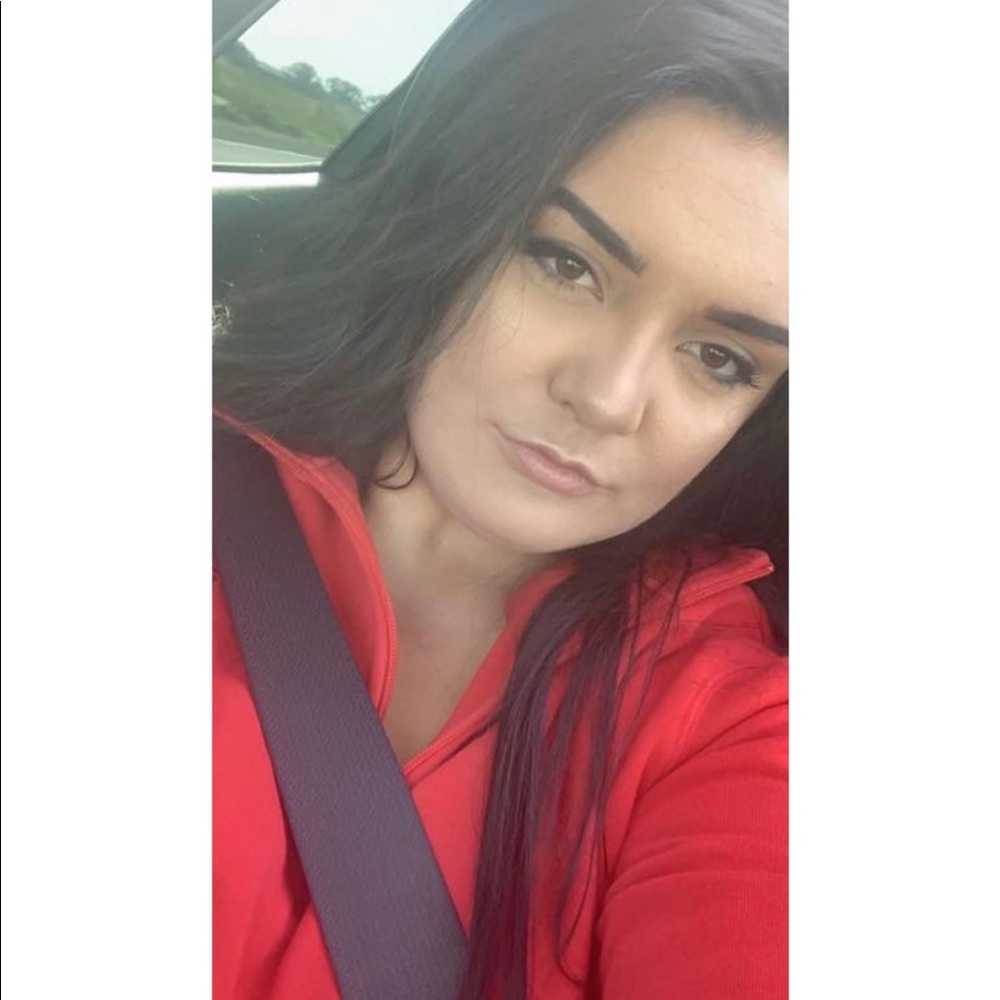 Meet your Posher, Addison